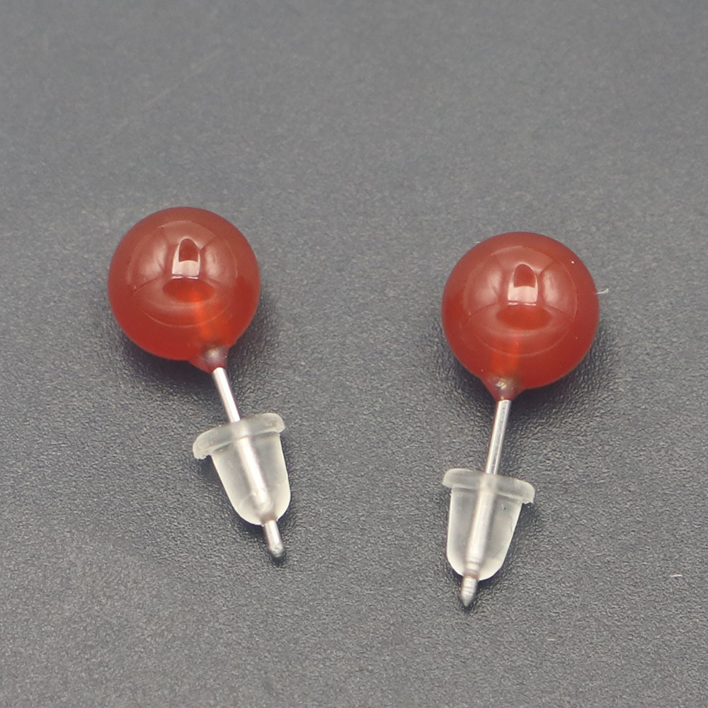 13:Red agate