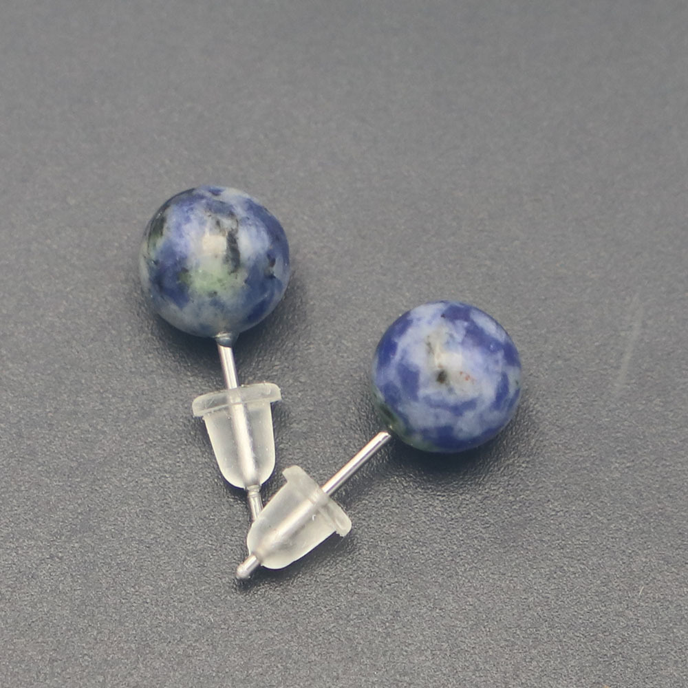 21:White spot blue sodalite