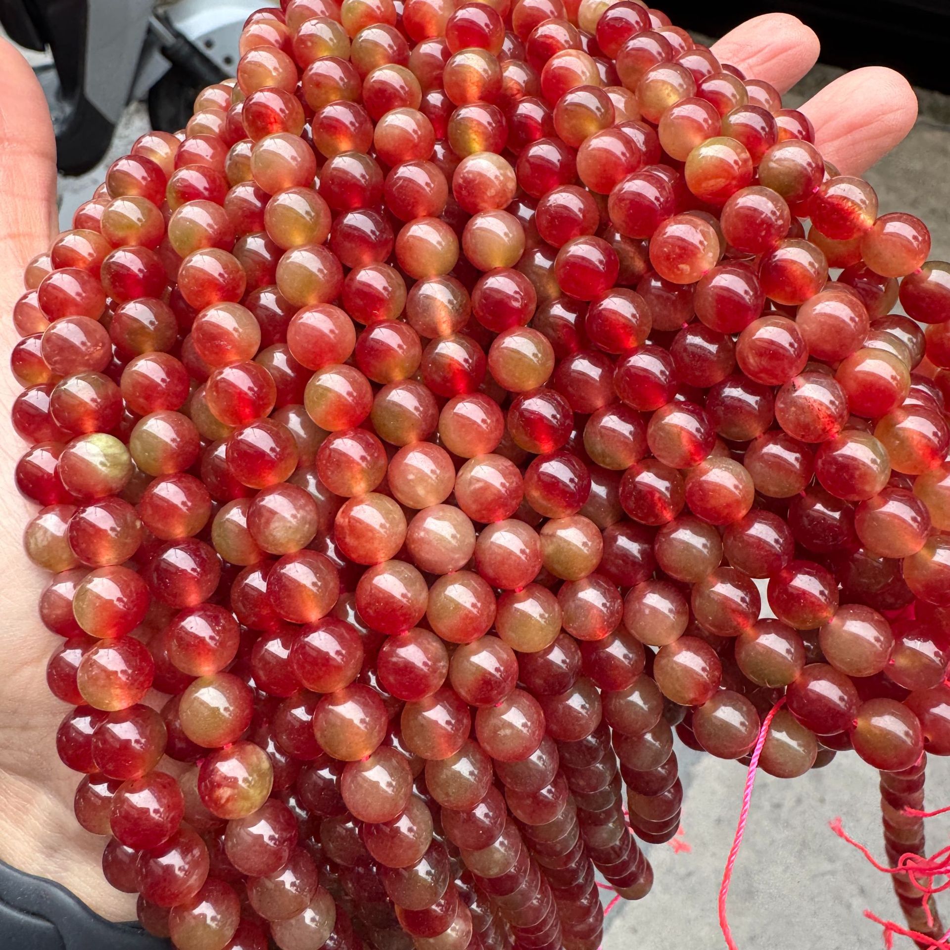 Red and yellow chalcedony with floral patterns 10m