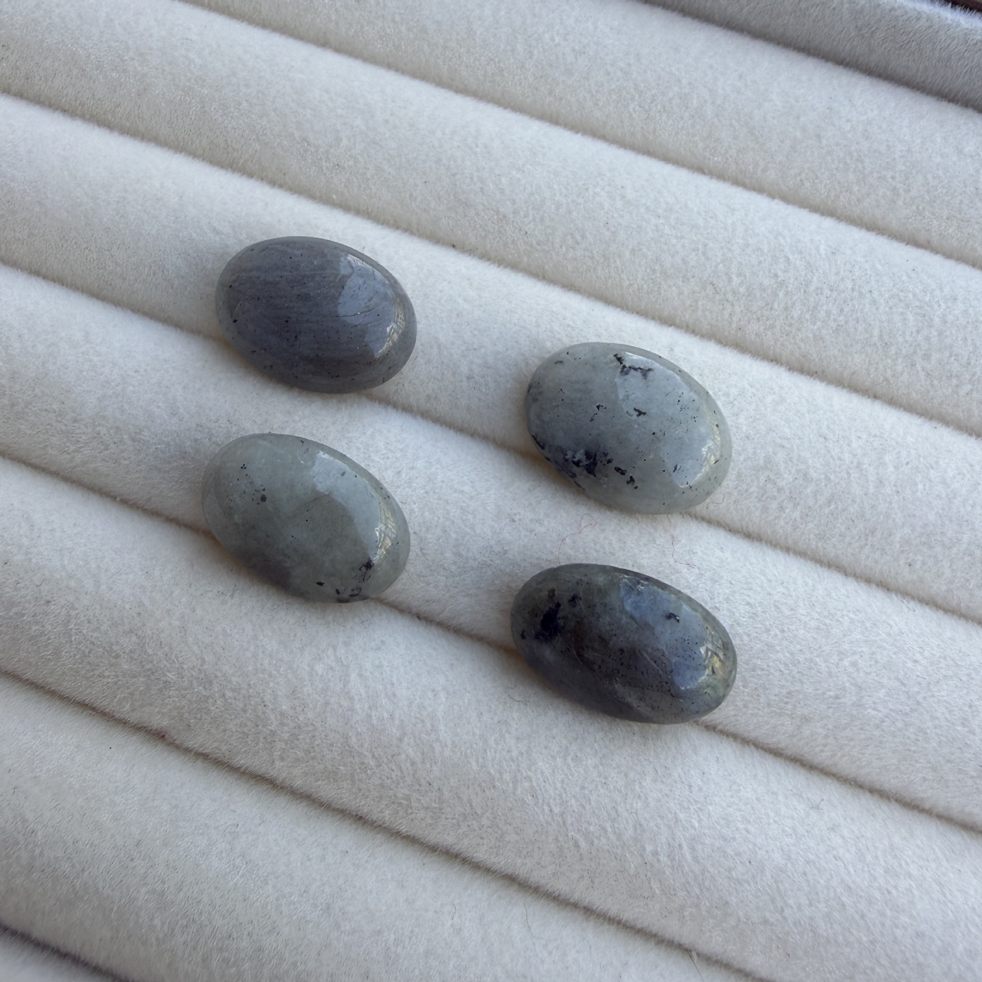 18:Shining Stone