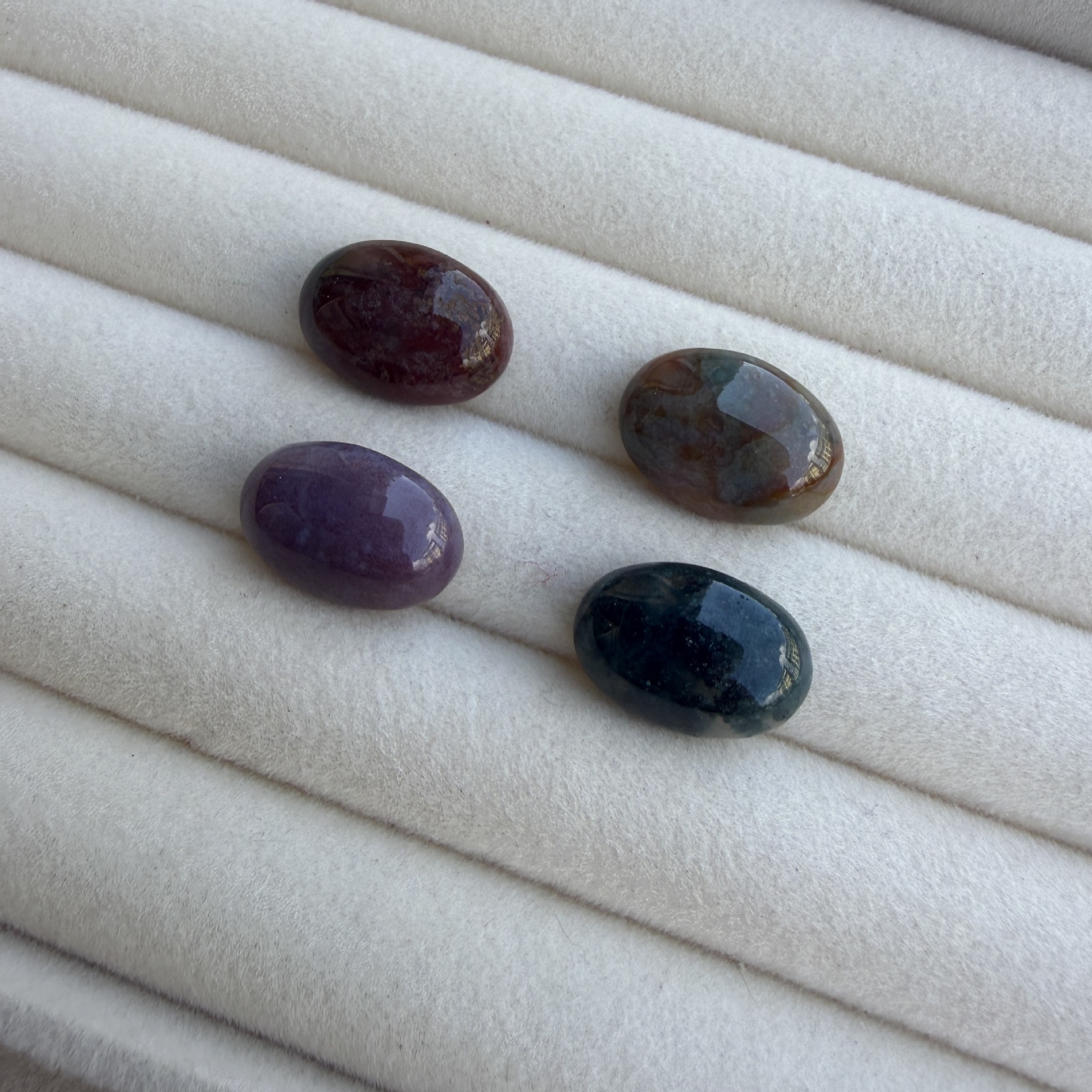 33:Indian agate
