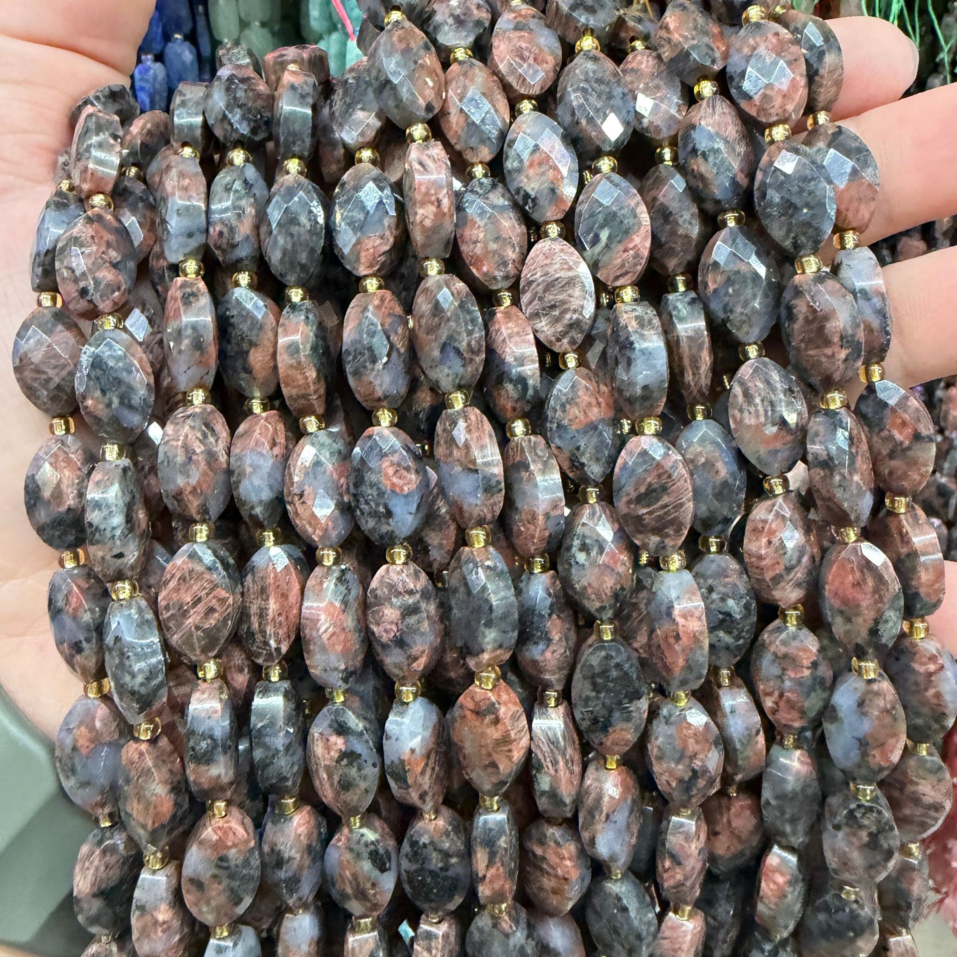 Flame Stone 10x14mm