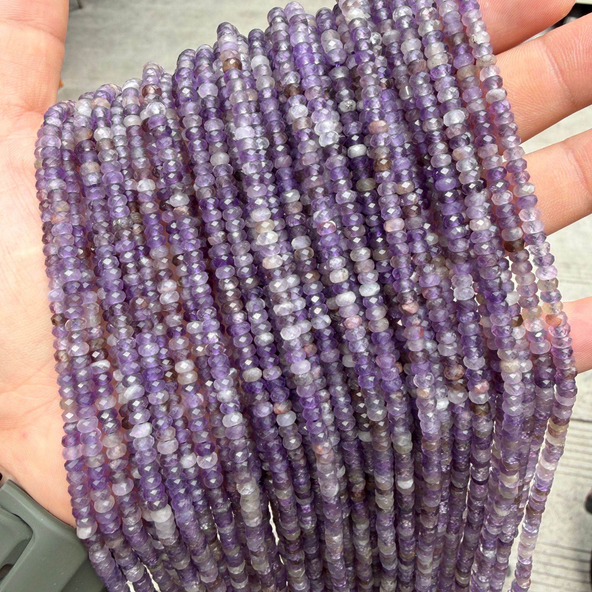 Amethyst 2x4mm