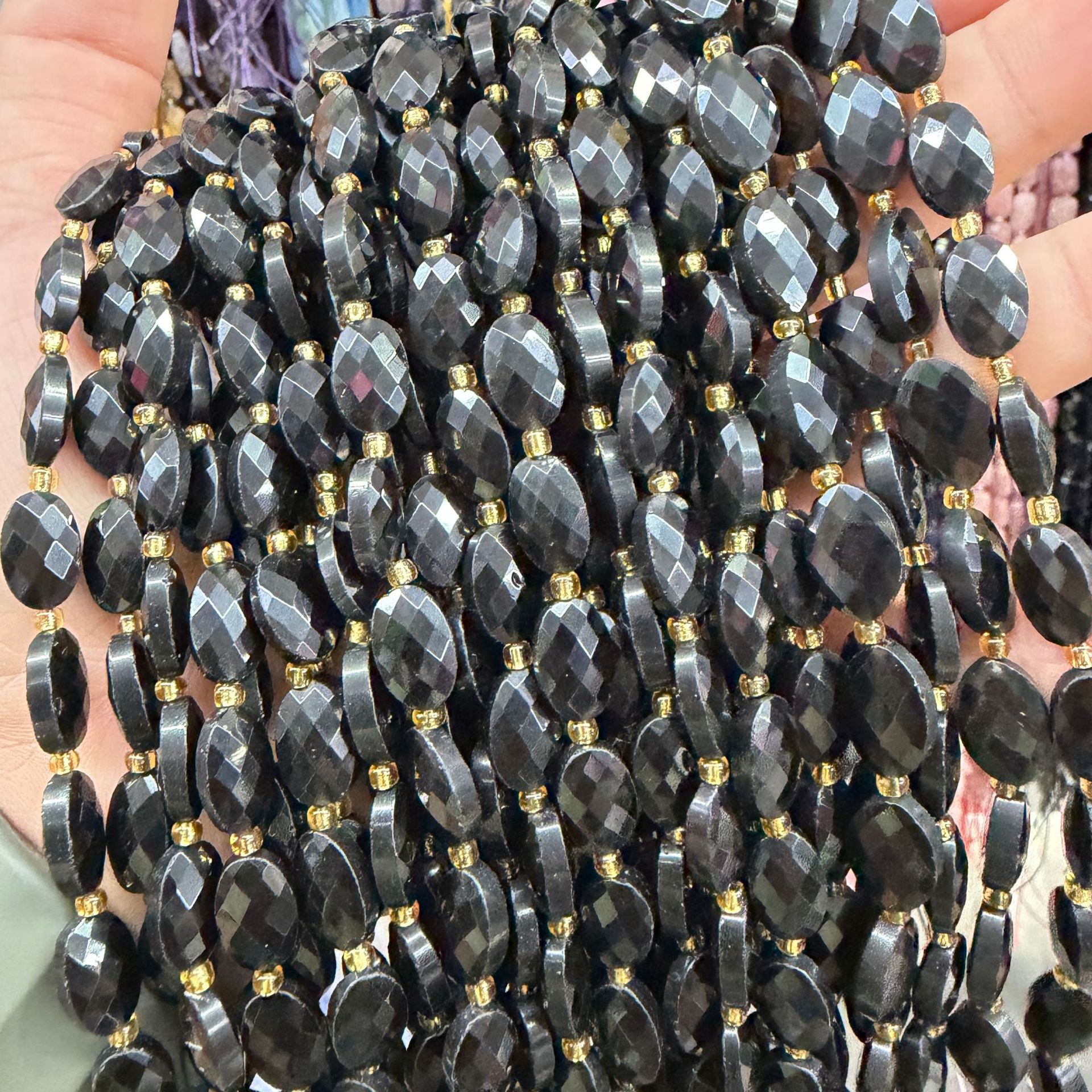 9:Black agate
