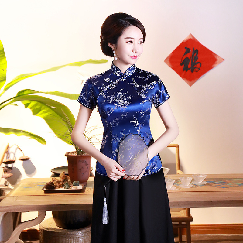 A0025 green plum blossoms