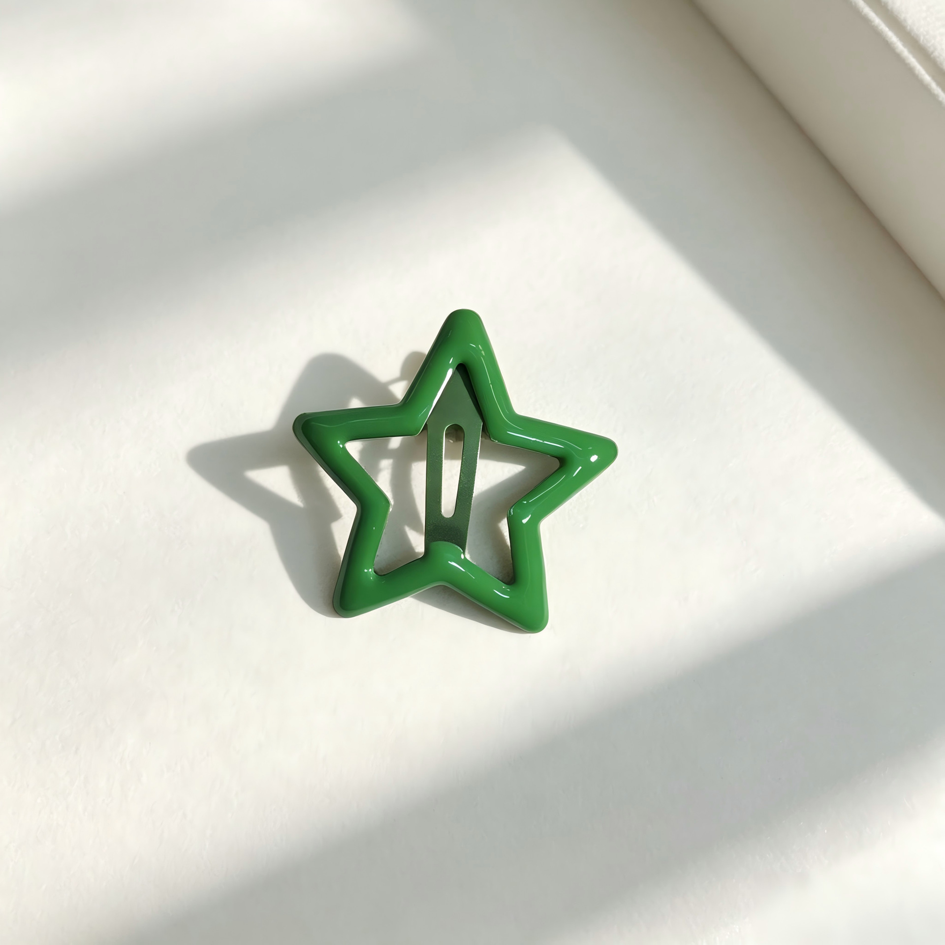 Glossy dark green 3cm