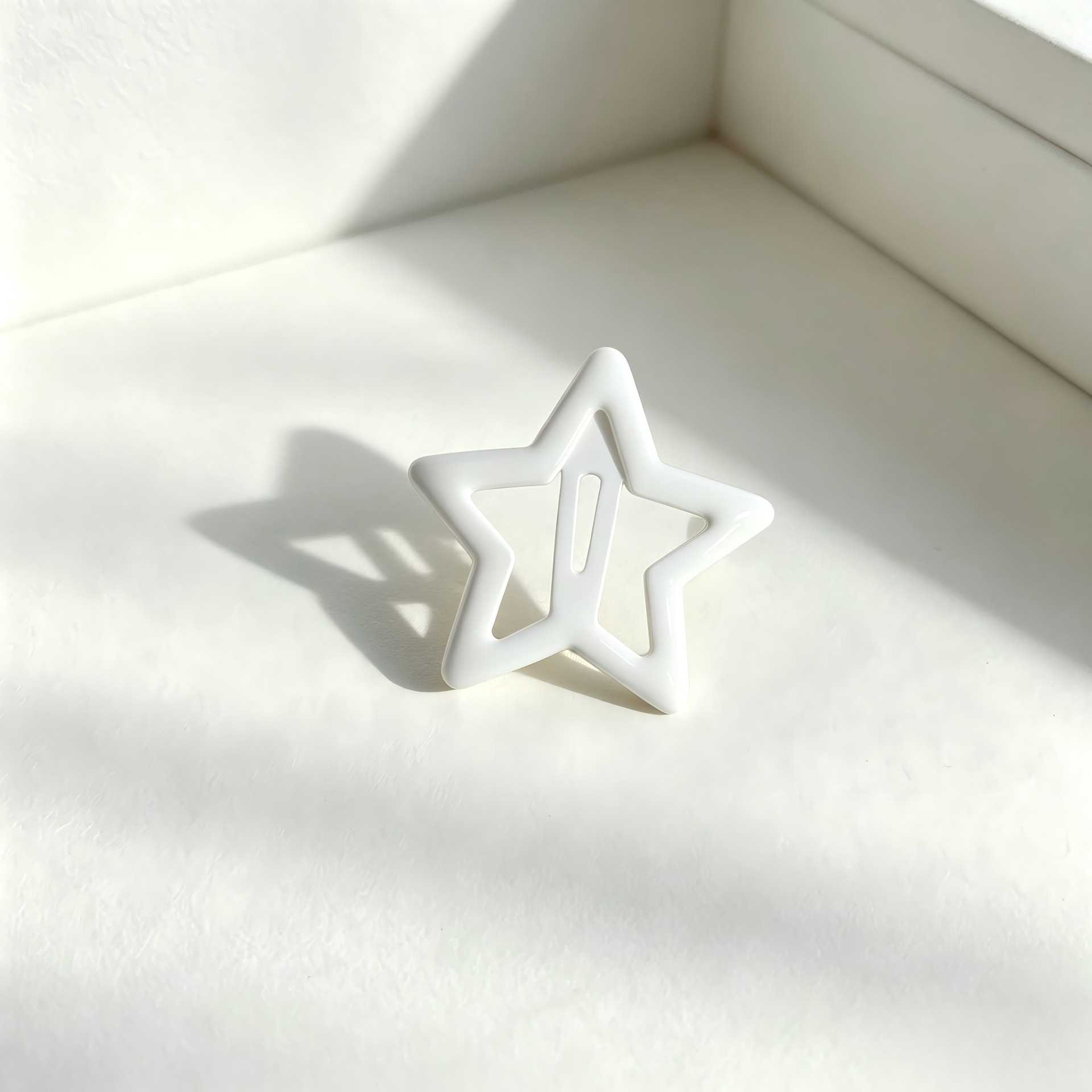 23:White