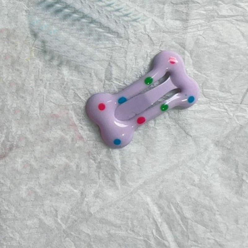 35:Bone with a hint of purple