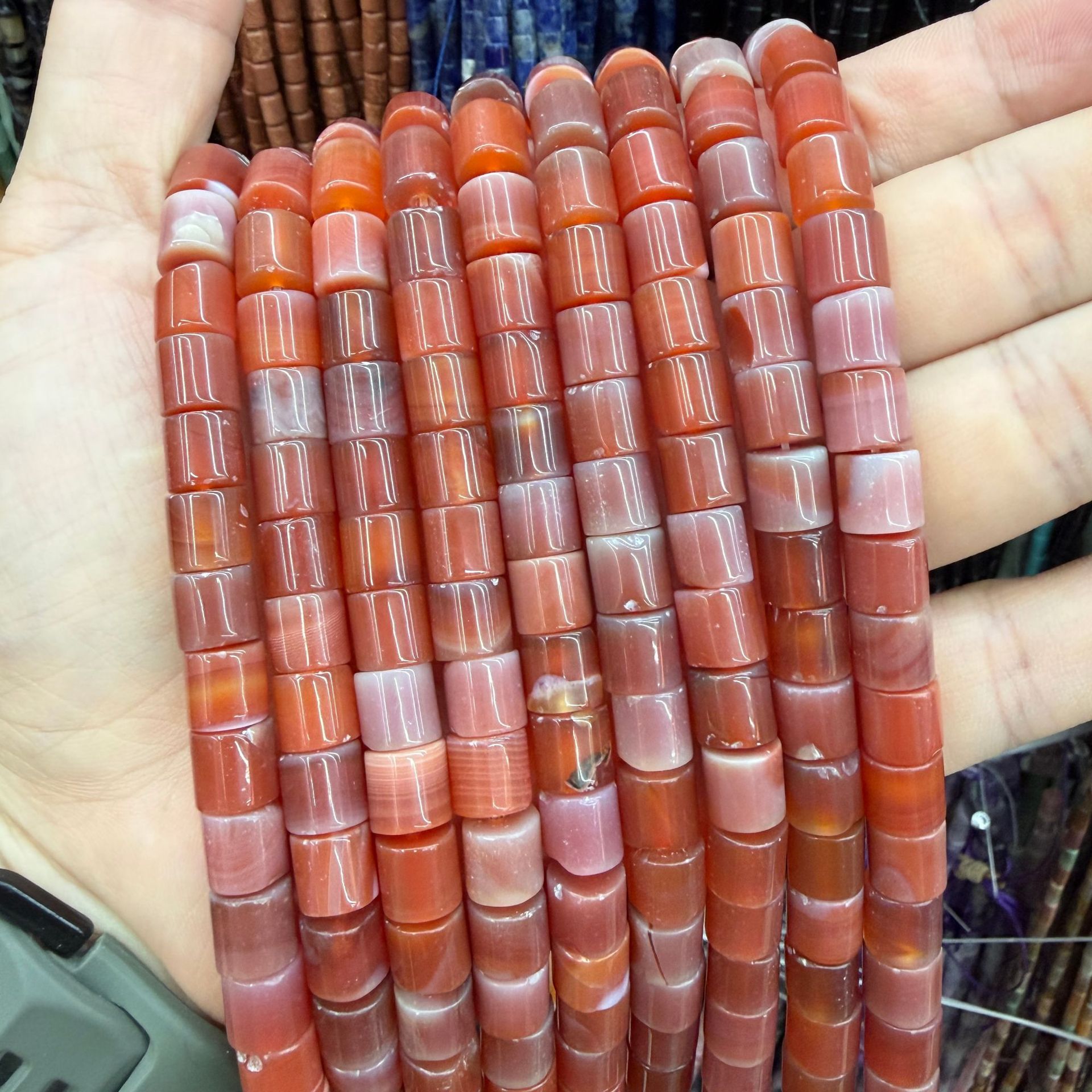 1:Red agate