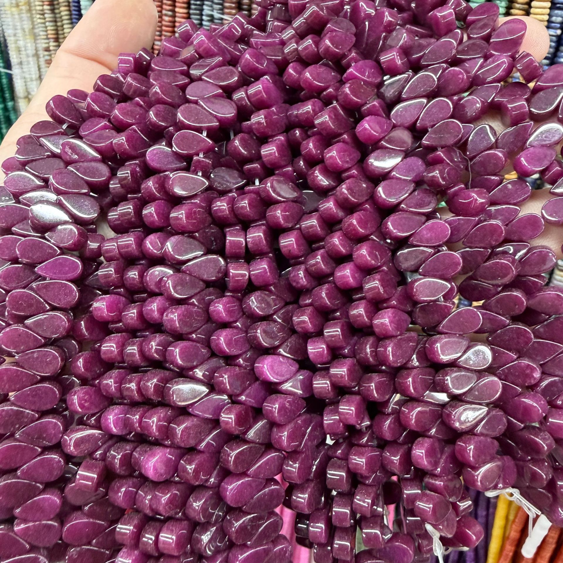 31:Pomegranate Chalcedony