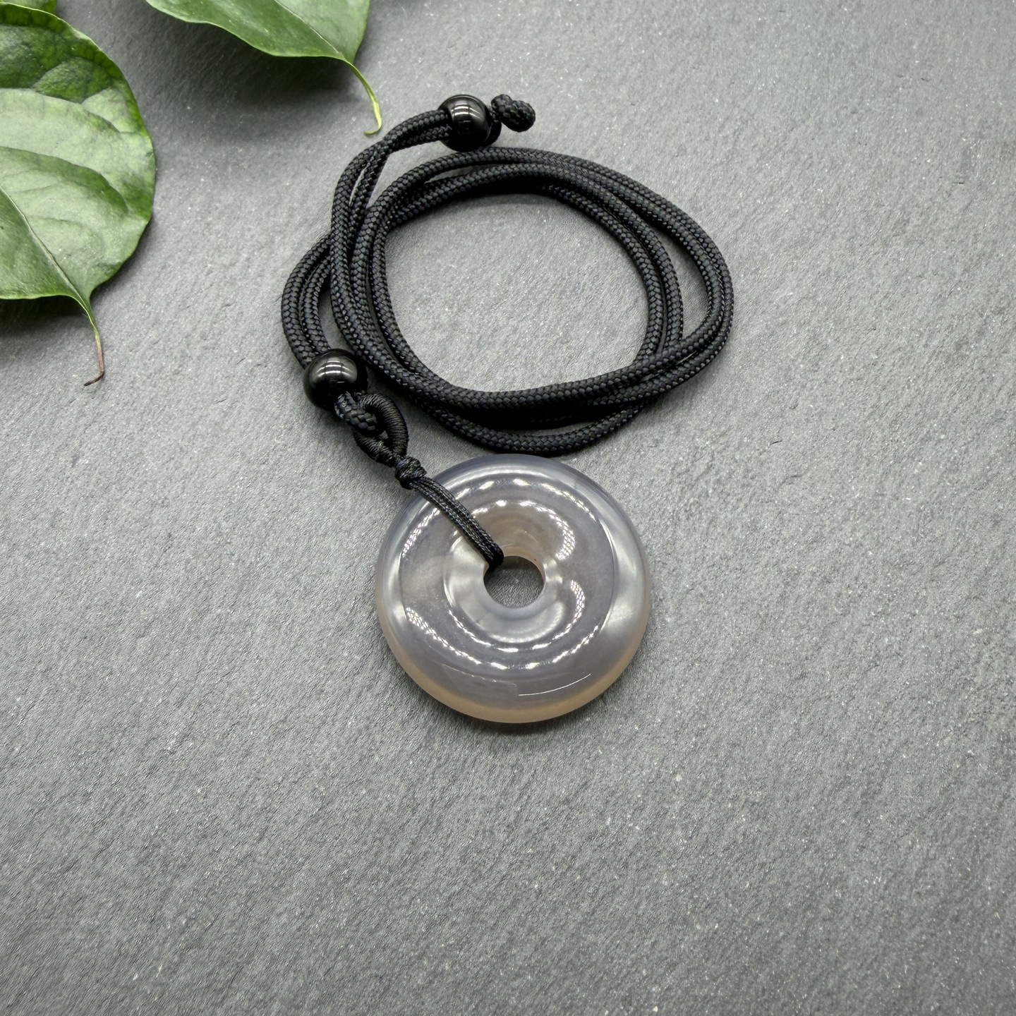 A piece of gray agate 30mm