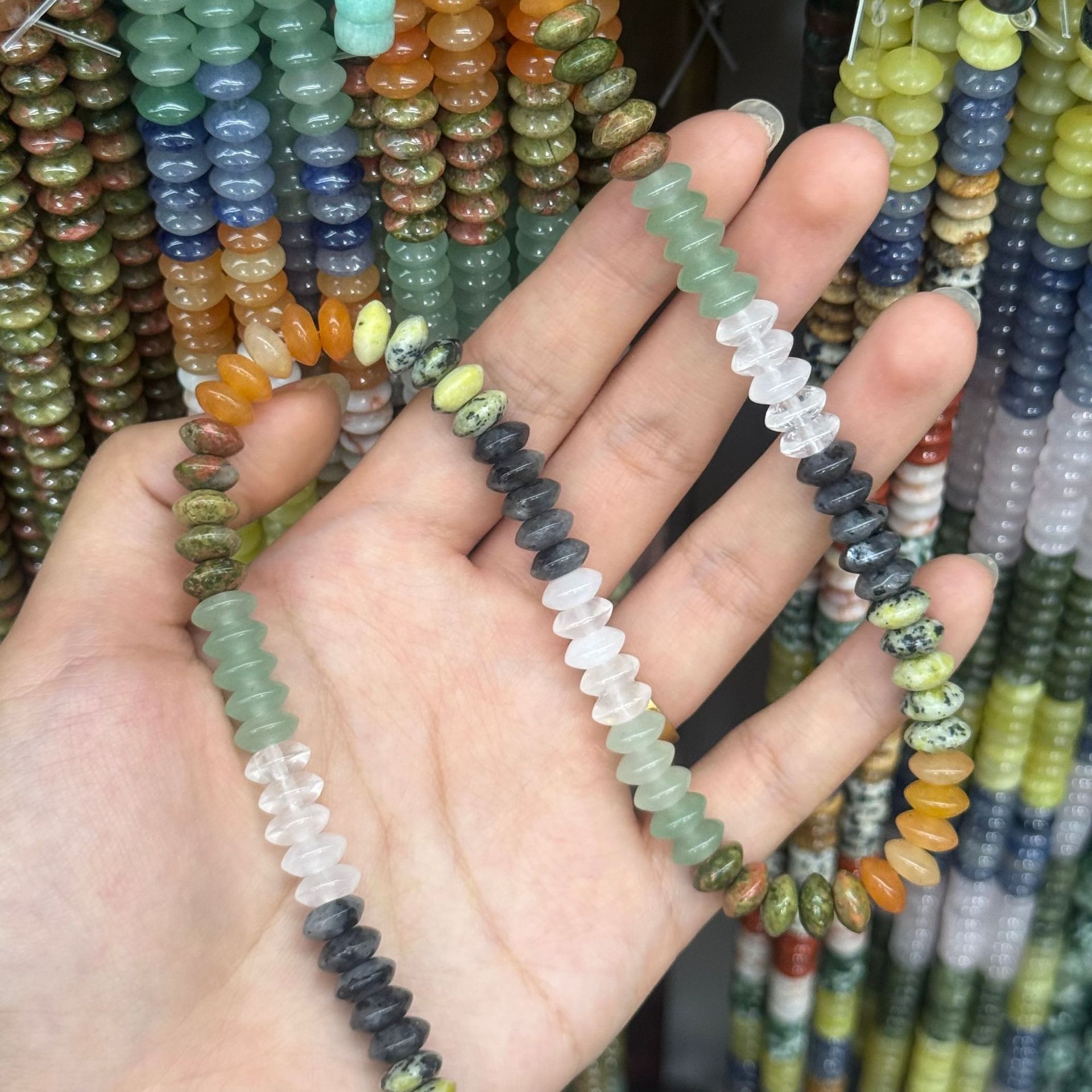 multi-colored 2 4*8mm