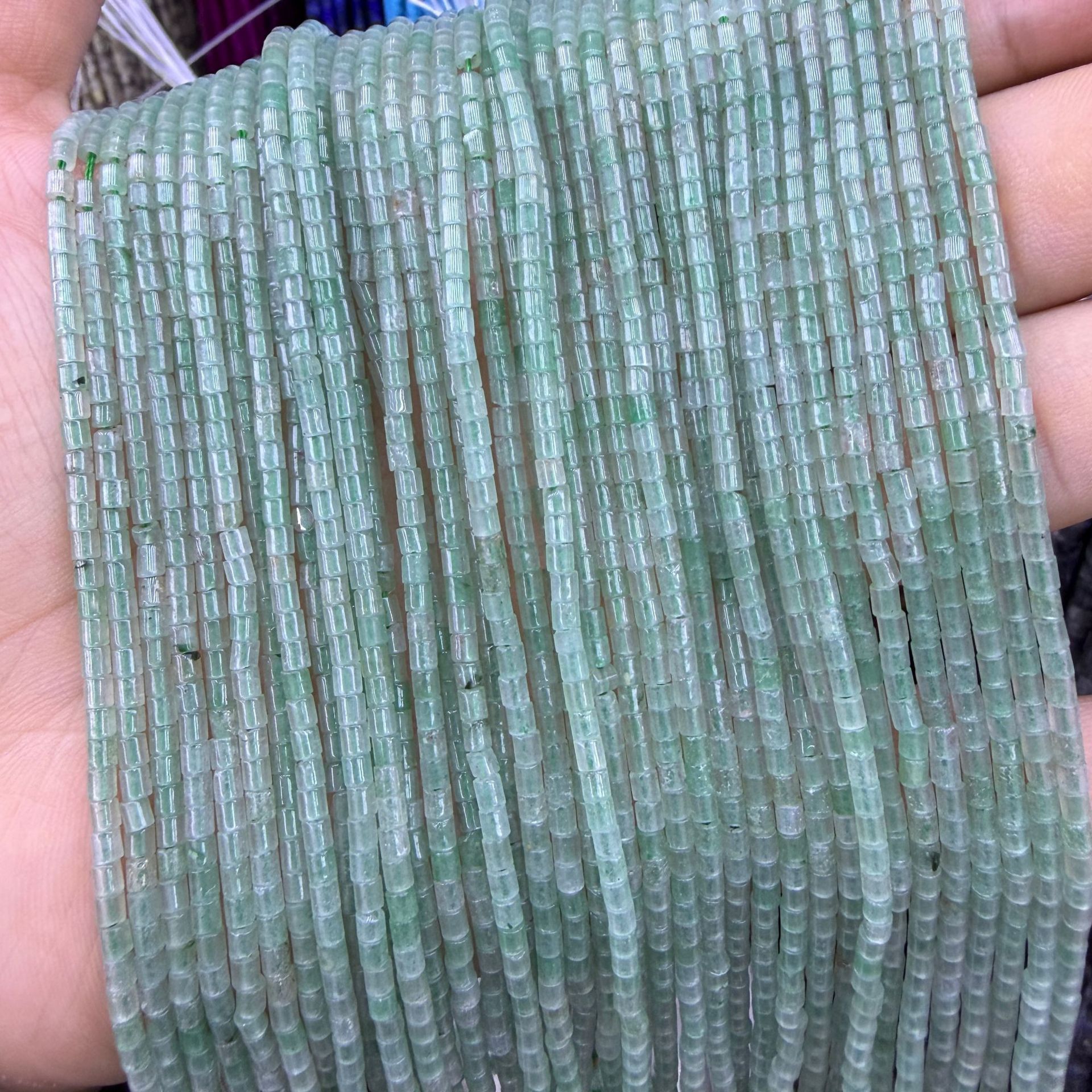 Green Aventurine 2x2mm