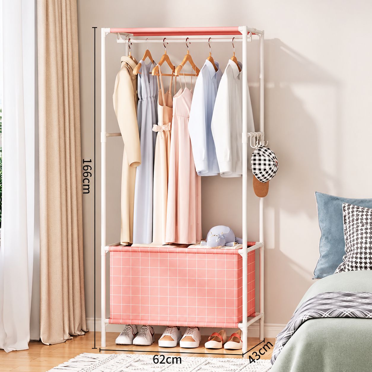 Single pink row - no door curtain