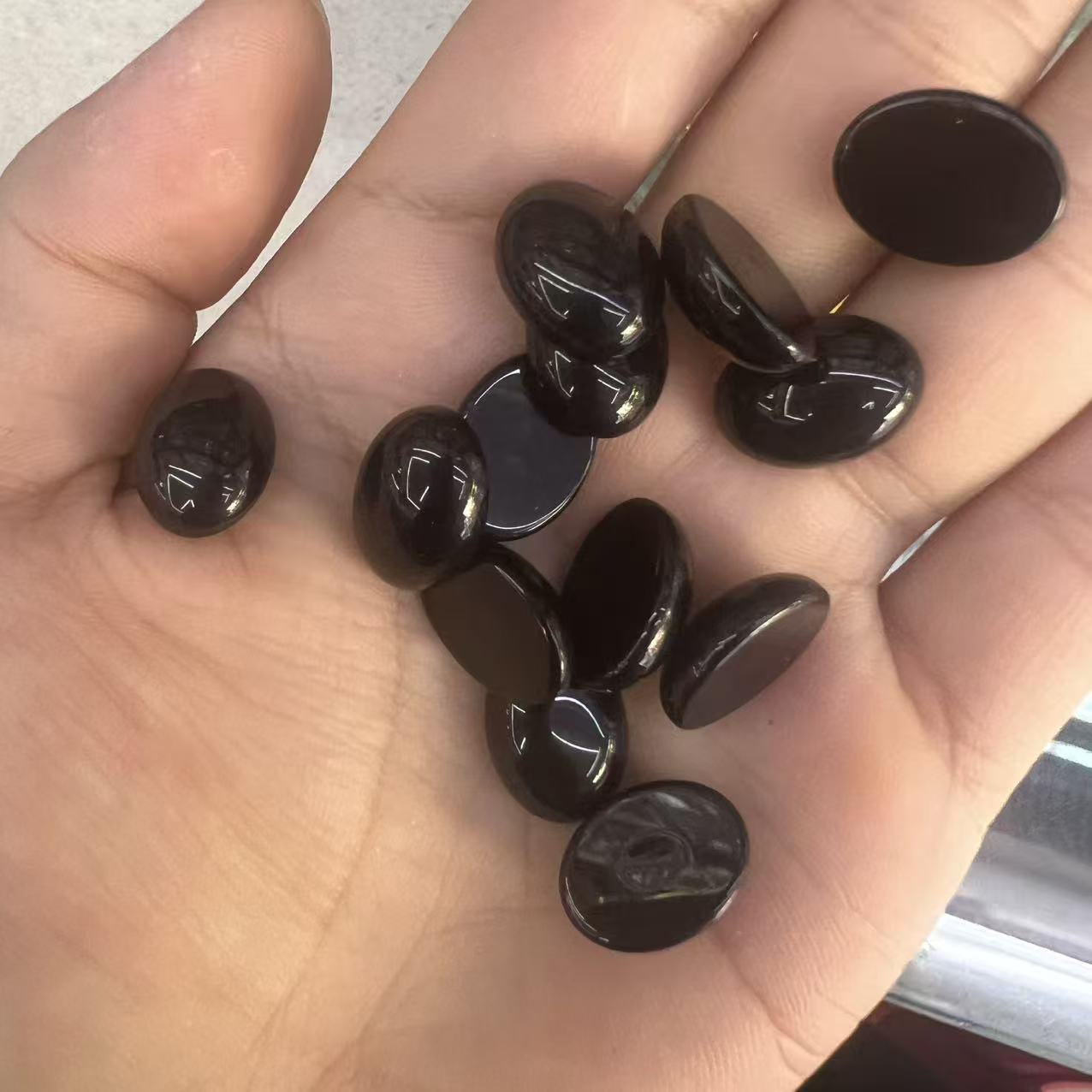 11:Agate Black