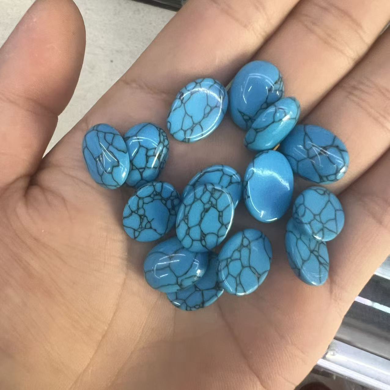 17:turquoise gorm éadrom