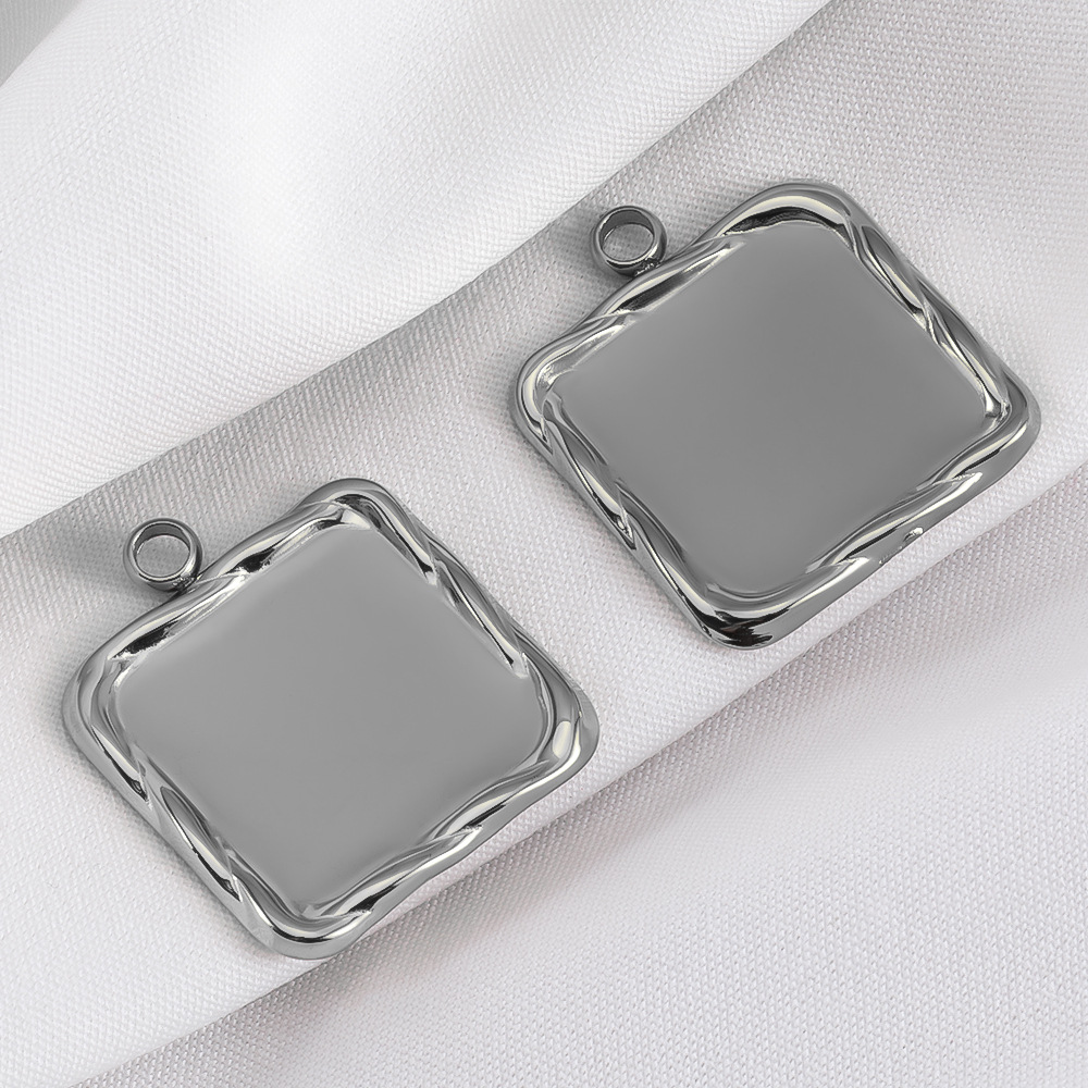 1:Steel color square-20.7x24.5mm