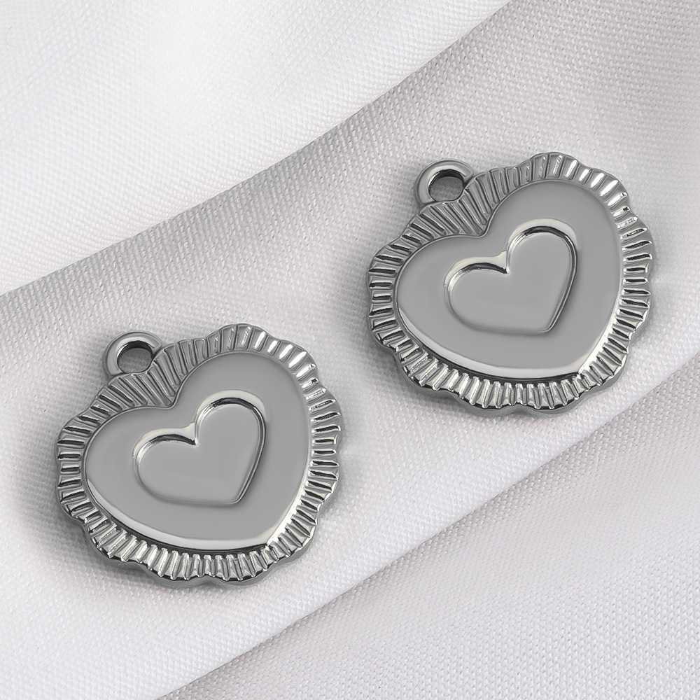 4:Steel color heart-18x19mm