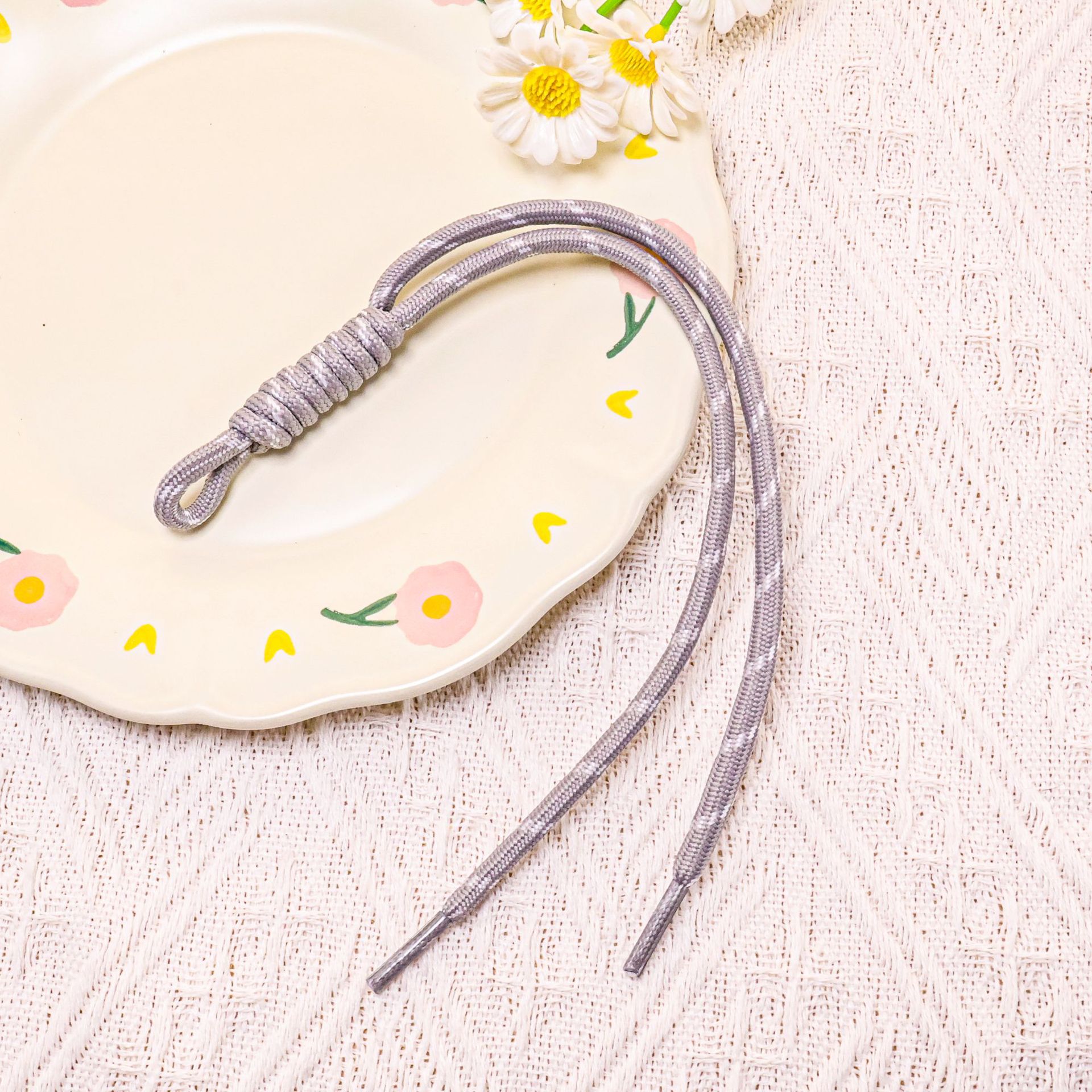18:[Gray] Colored lace double-strand rope