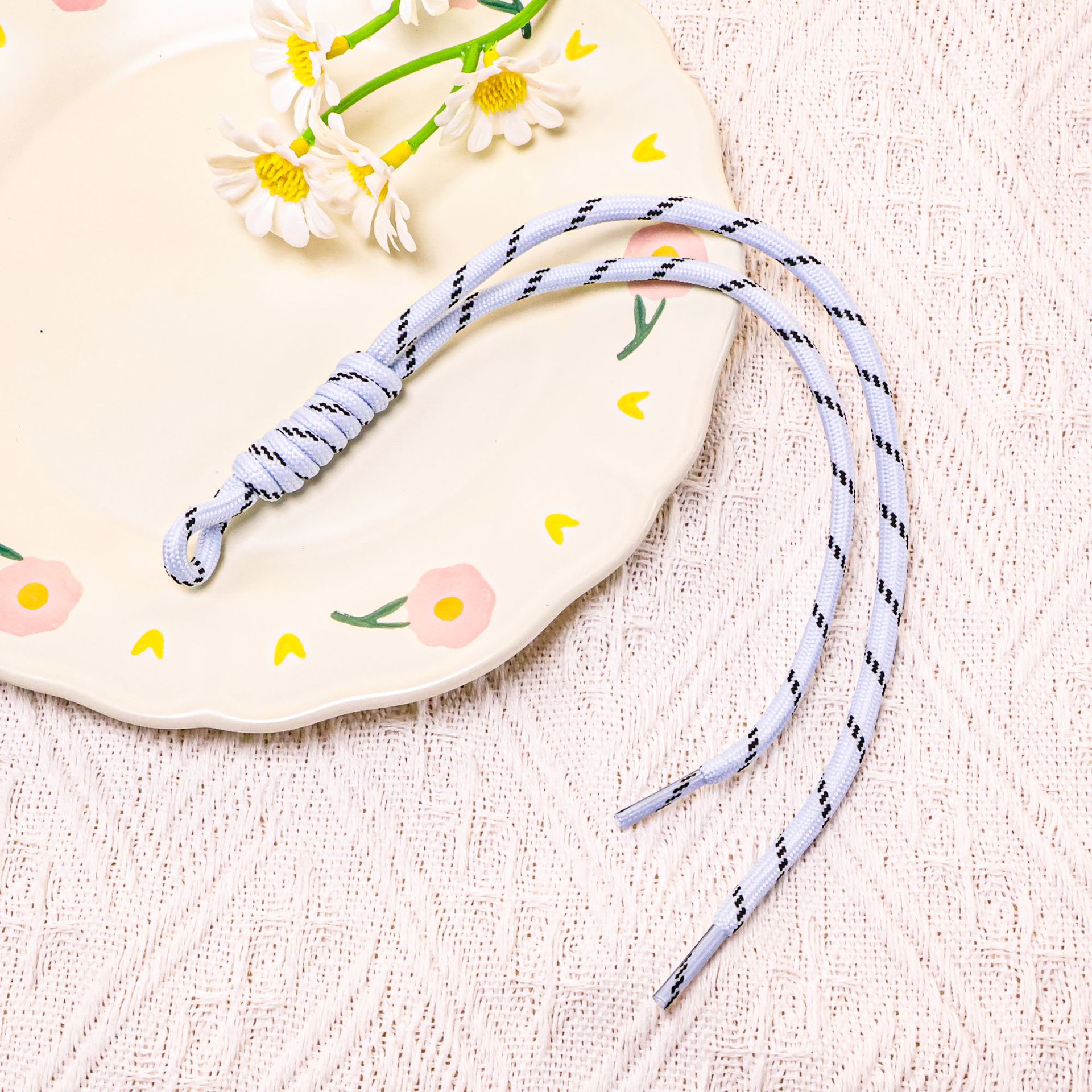 30:[Grayish-white] Colored lace double-strand cord