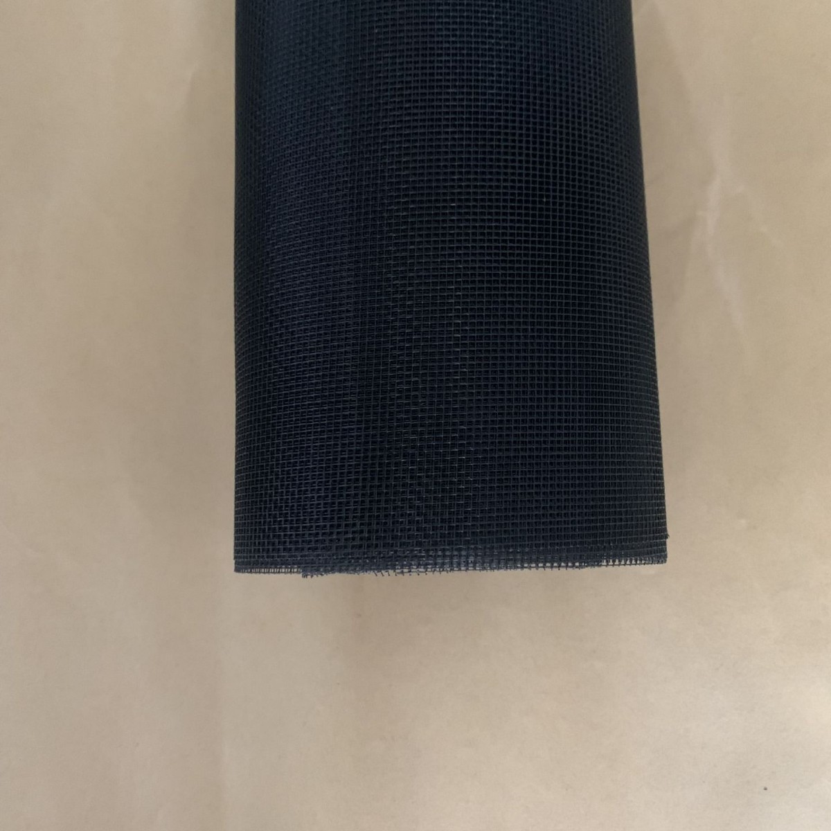 Black (excluding accessories)