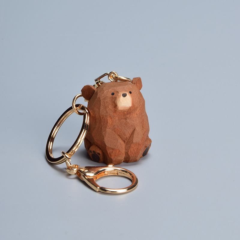 1:Pendant-carved brown bear