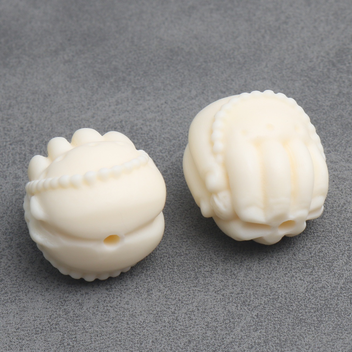1:Buddha heart hand 16x18mm (10 pieces per pack)