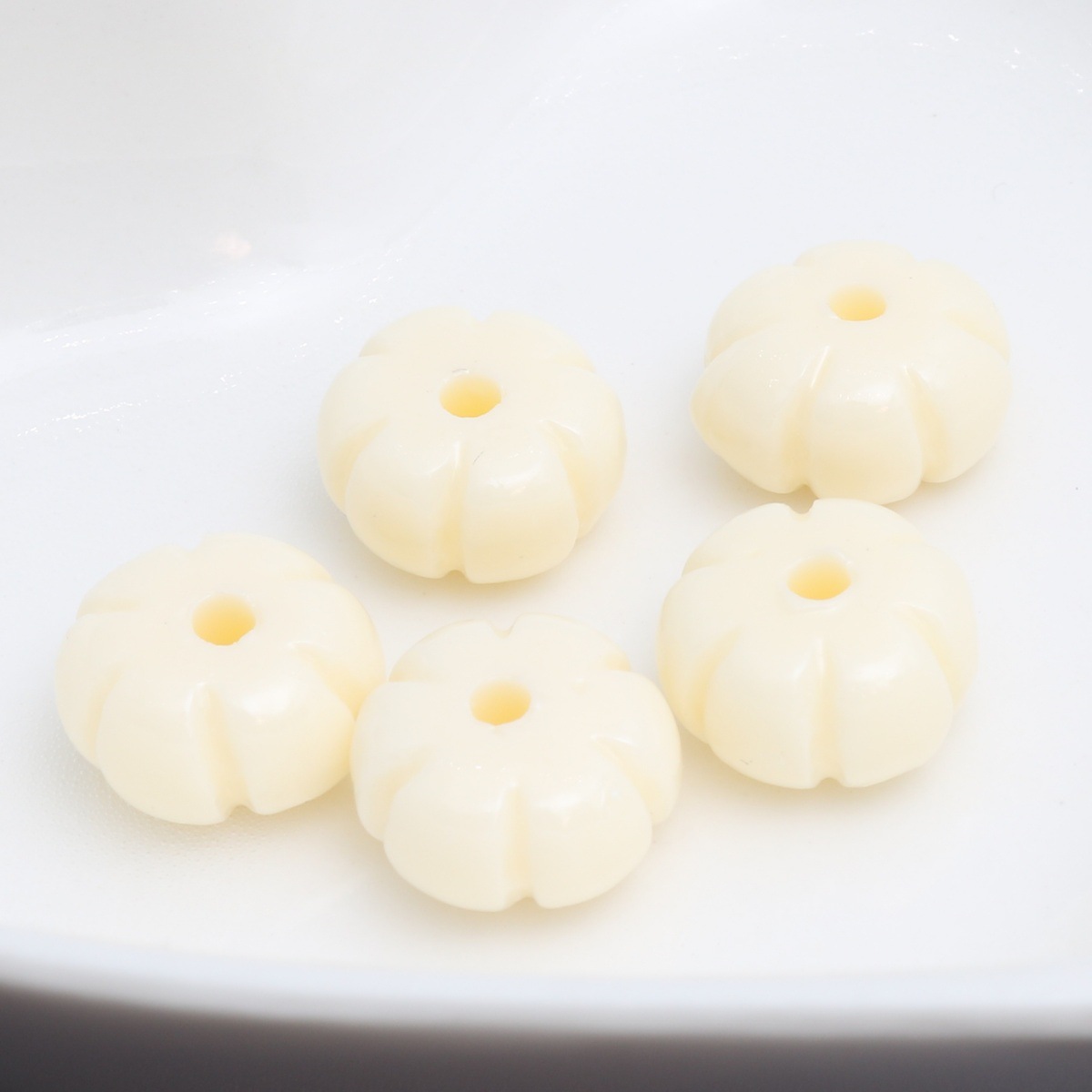 1:Flat pumpkin 6x10mm (pack of 10)