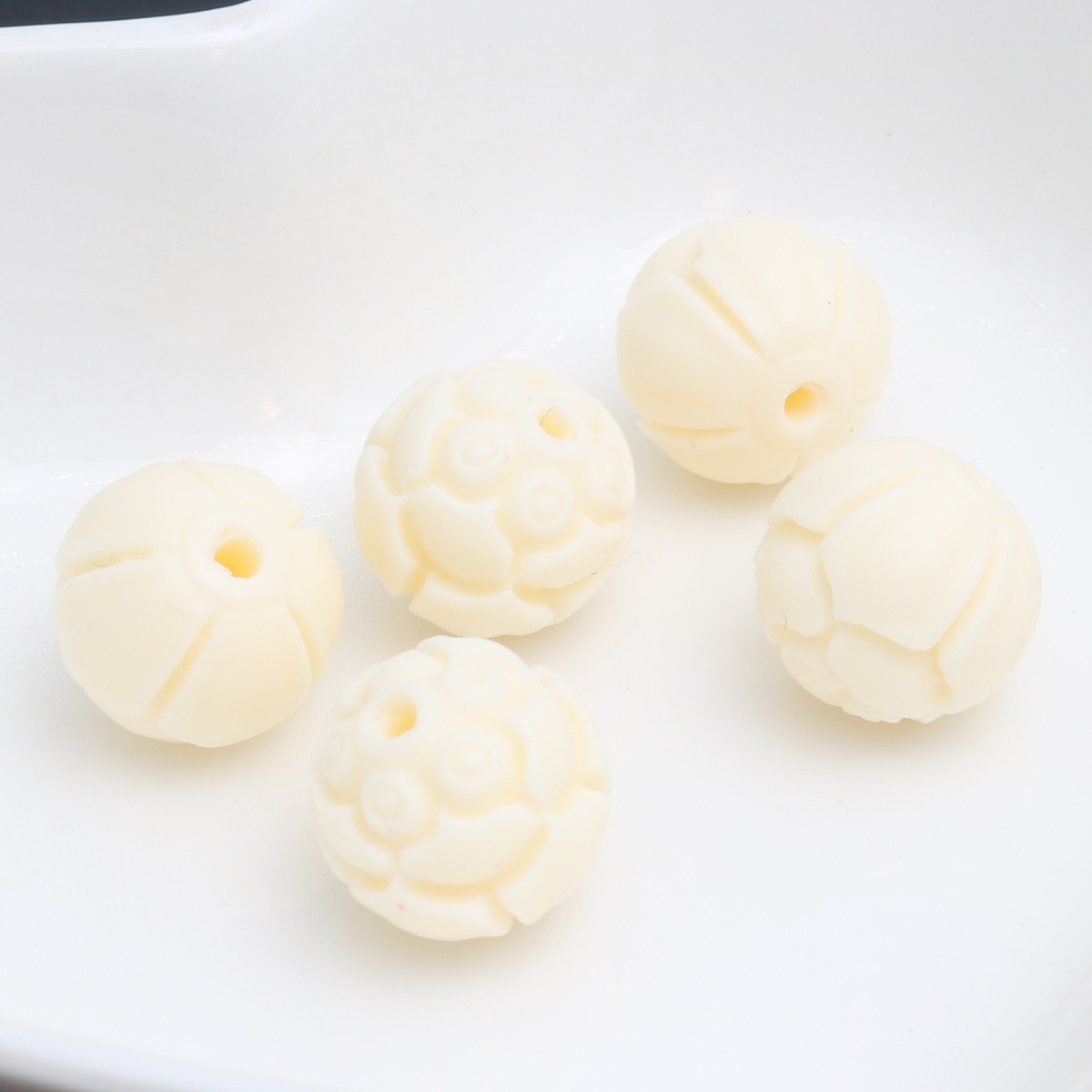 3:Lotus beads 10mm (pack of 10)