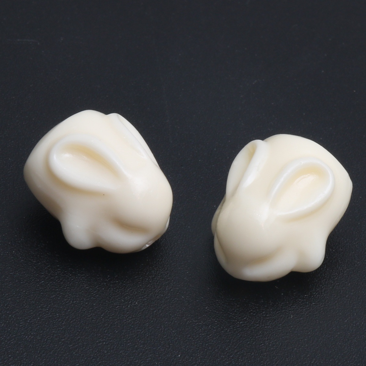 3:Pa pa rabbit 12x15mm (10 pieces per pack)