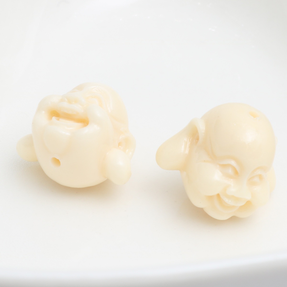 7:Creamy yellow