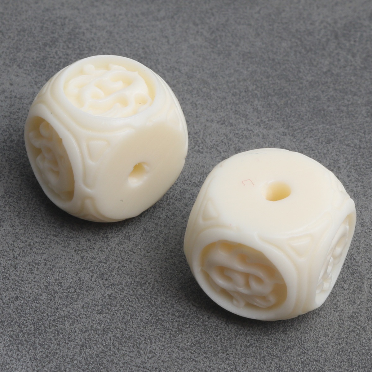 3:Four mythical beasts 12.5mm (10 pieces per pack)