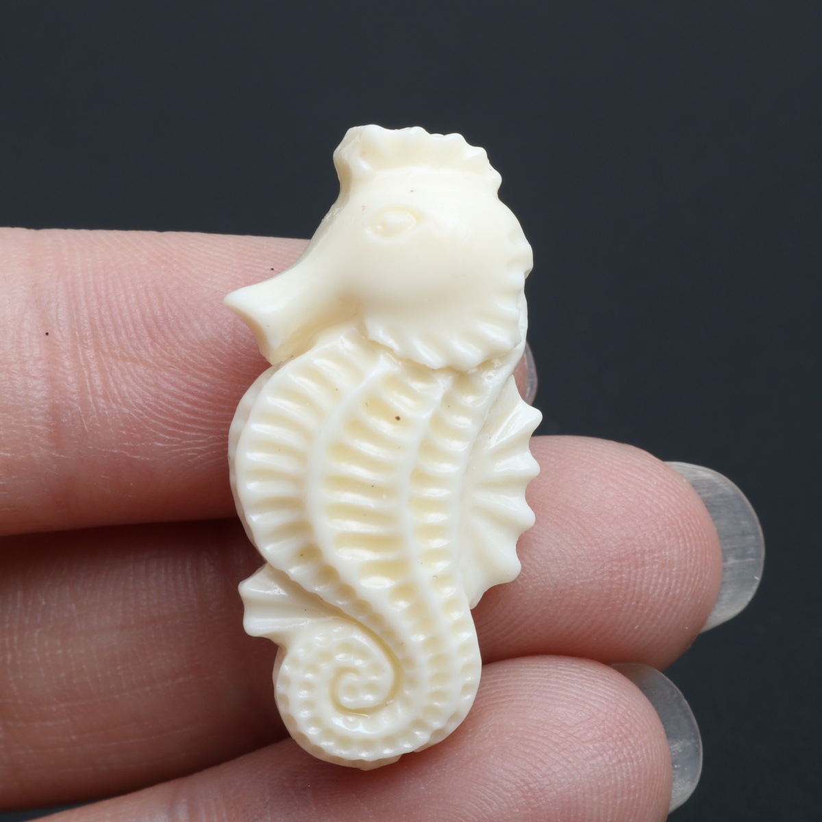 3:Milky white