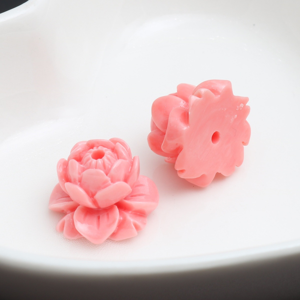2:Watermelon red lotus stand 9*15mm