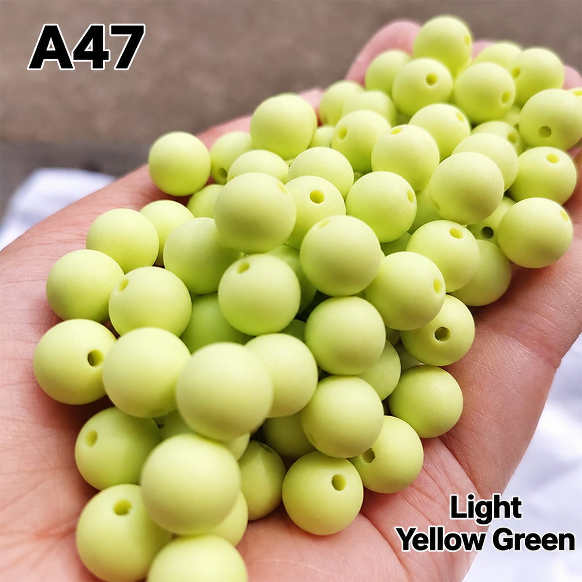 2:A47 light yellow green