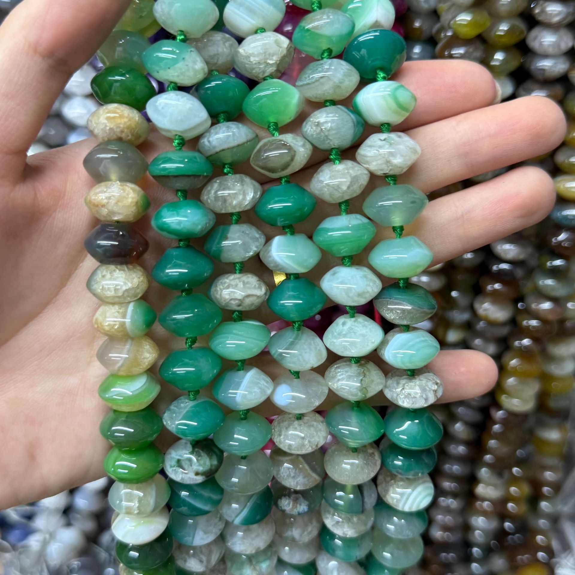 green 14*7mm