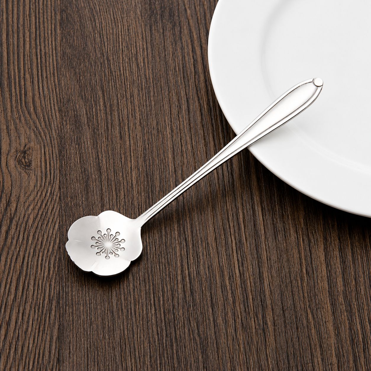 Short-silver plum spoon