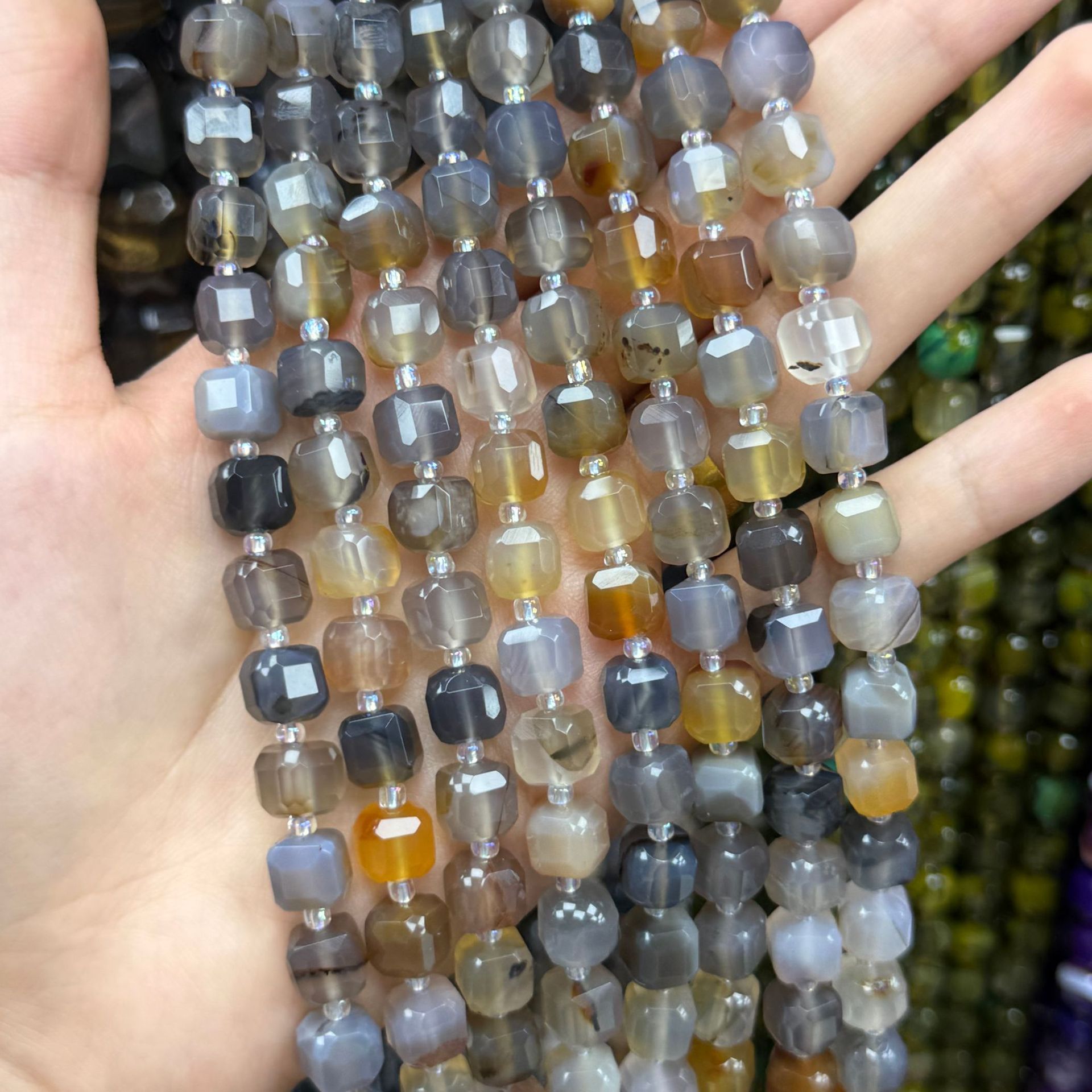 1:Yellow-brown agate