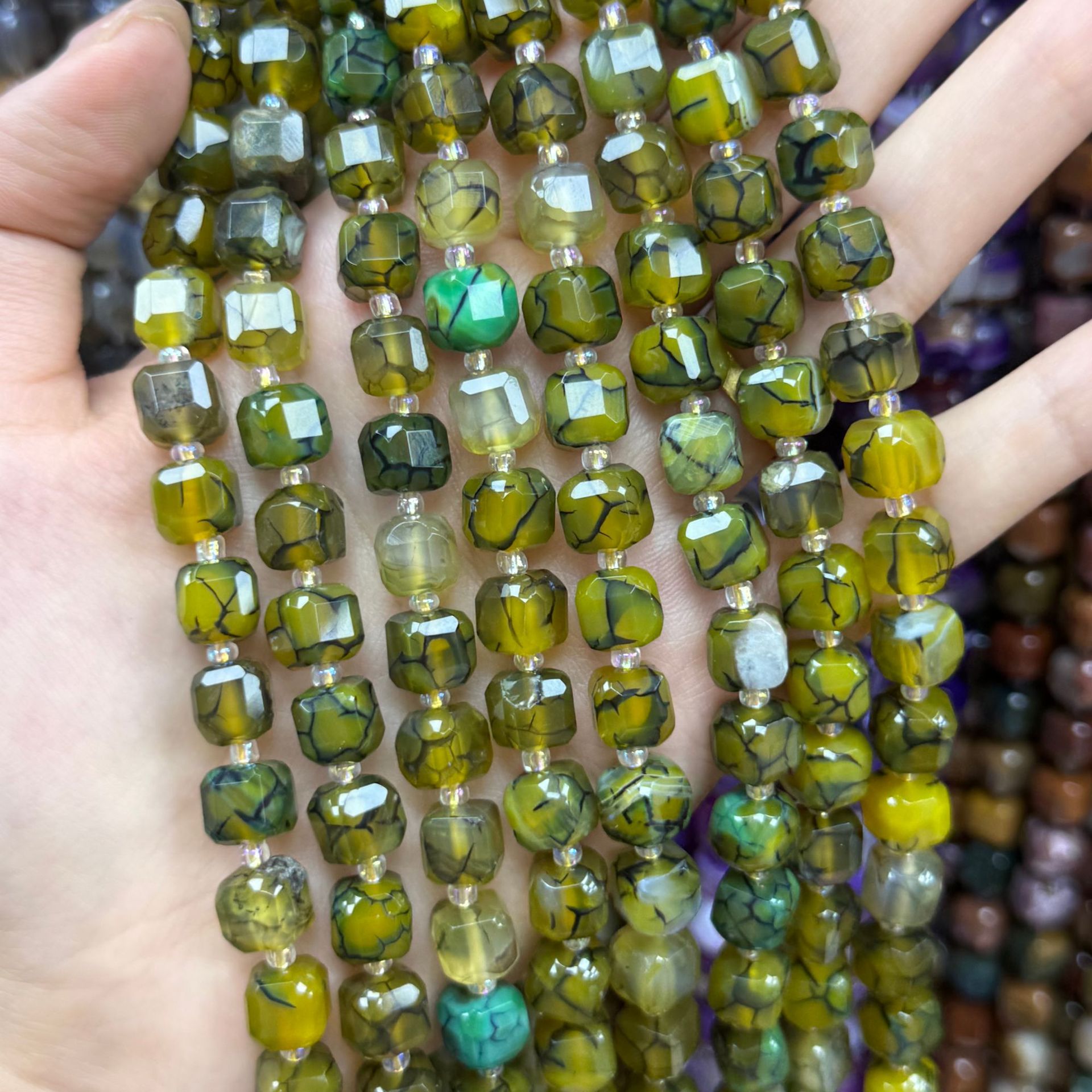 2:Yellow-Green Dragon Pattern Agate