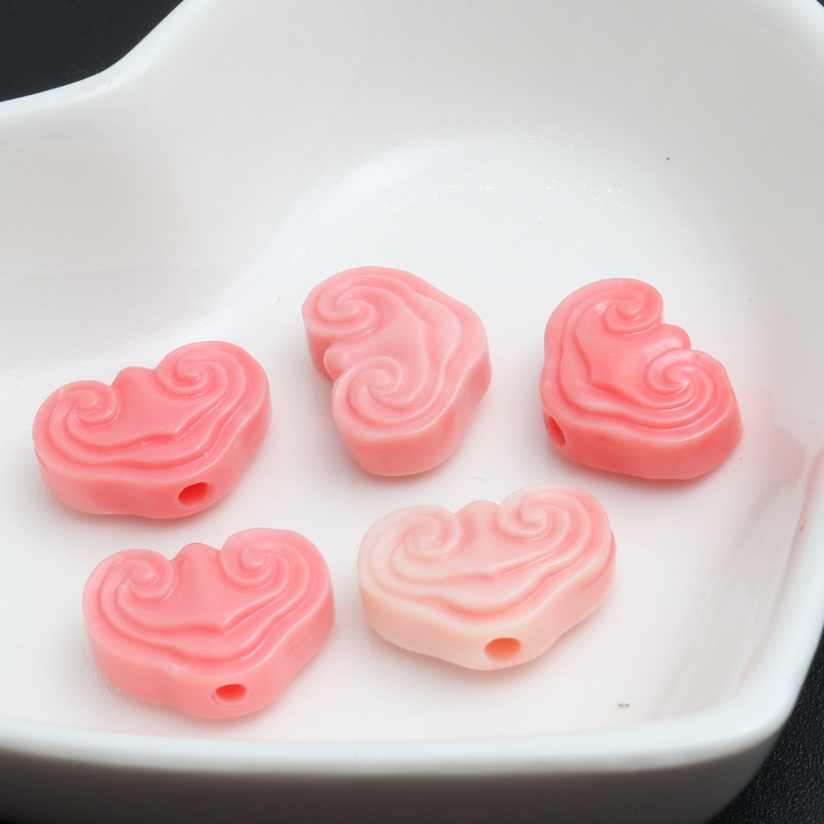 5:Watermelon red double-sided ruyi 11*15mm