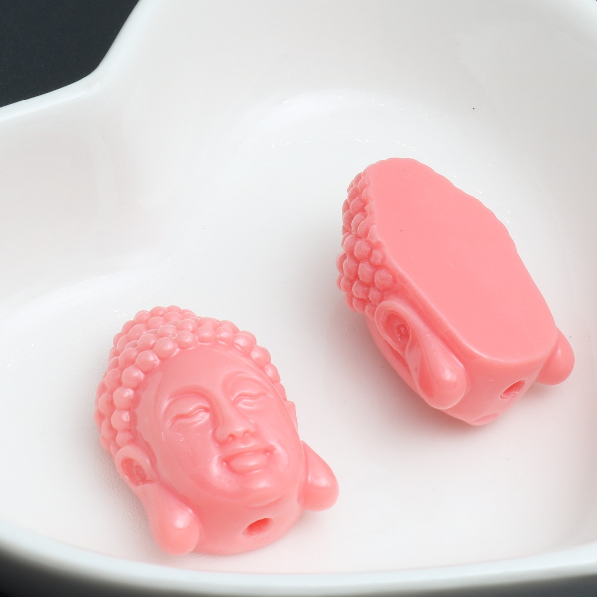 2:Watermelon red flat bottom buddha head 24mm