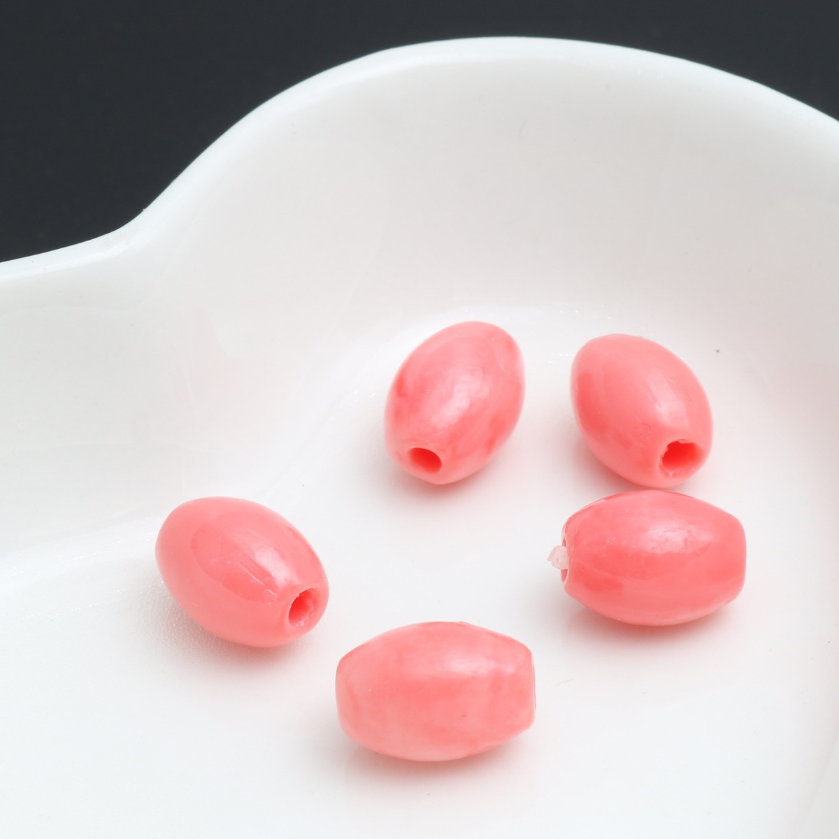 3:Watermelon red rice beads 7.5*11mm