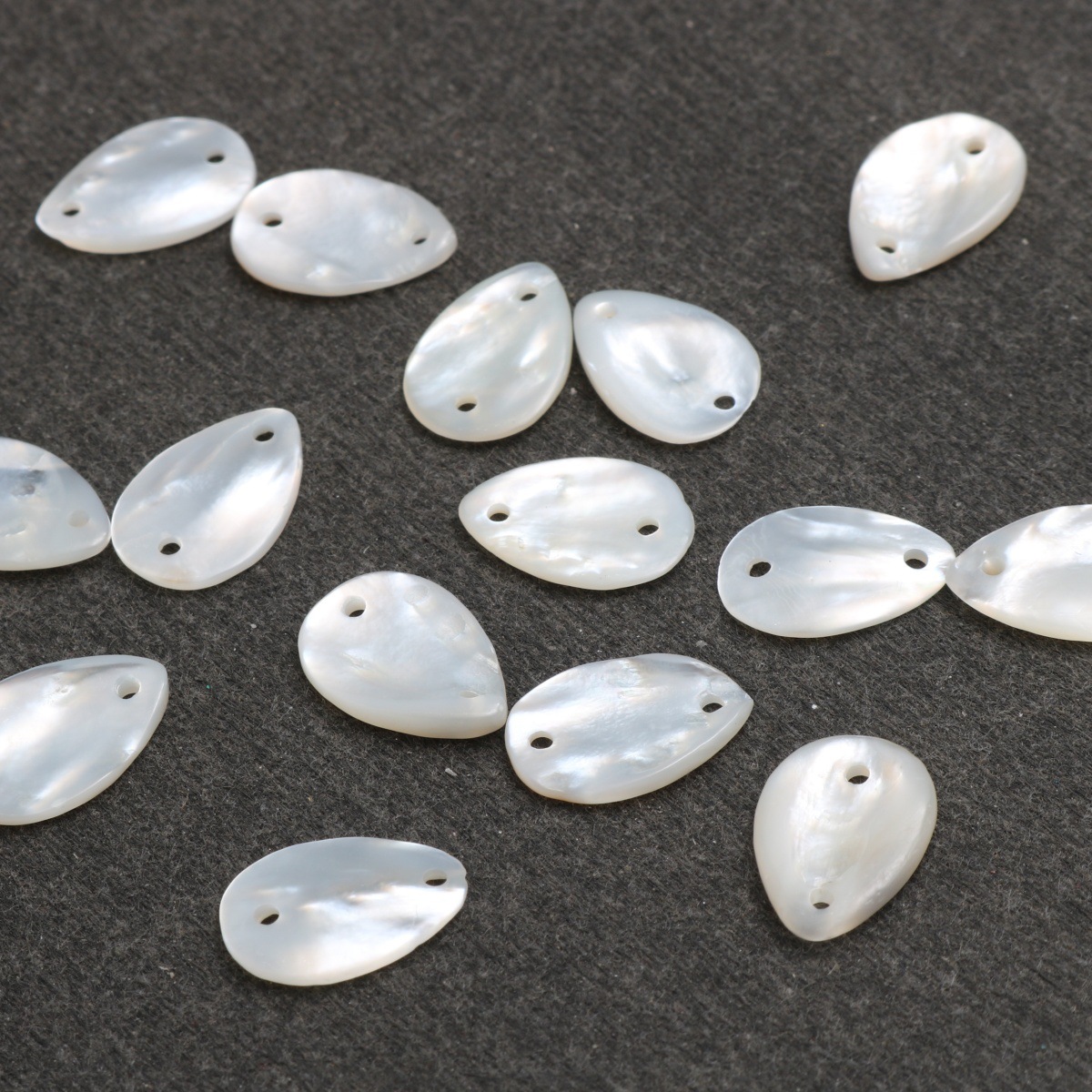 2:White double hole water drop