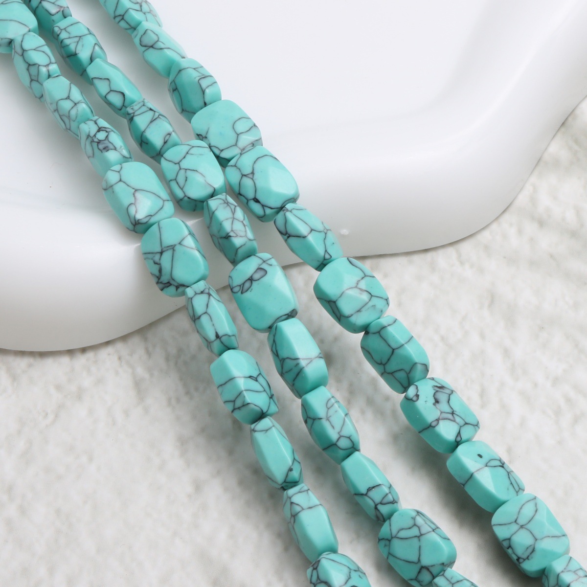 13:Turquoise synthetic
