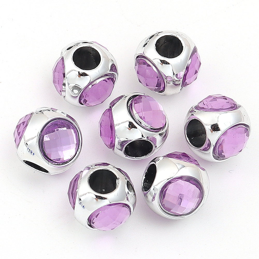 Purple three-sided diamond setting