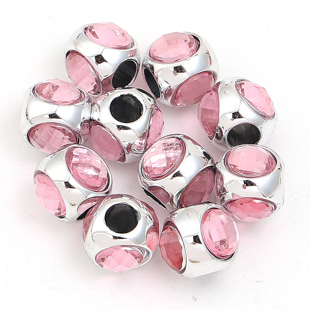 17:Pink three-sided diamond setting
