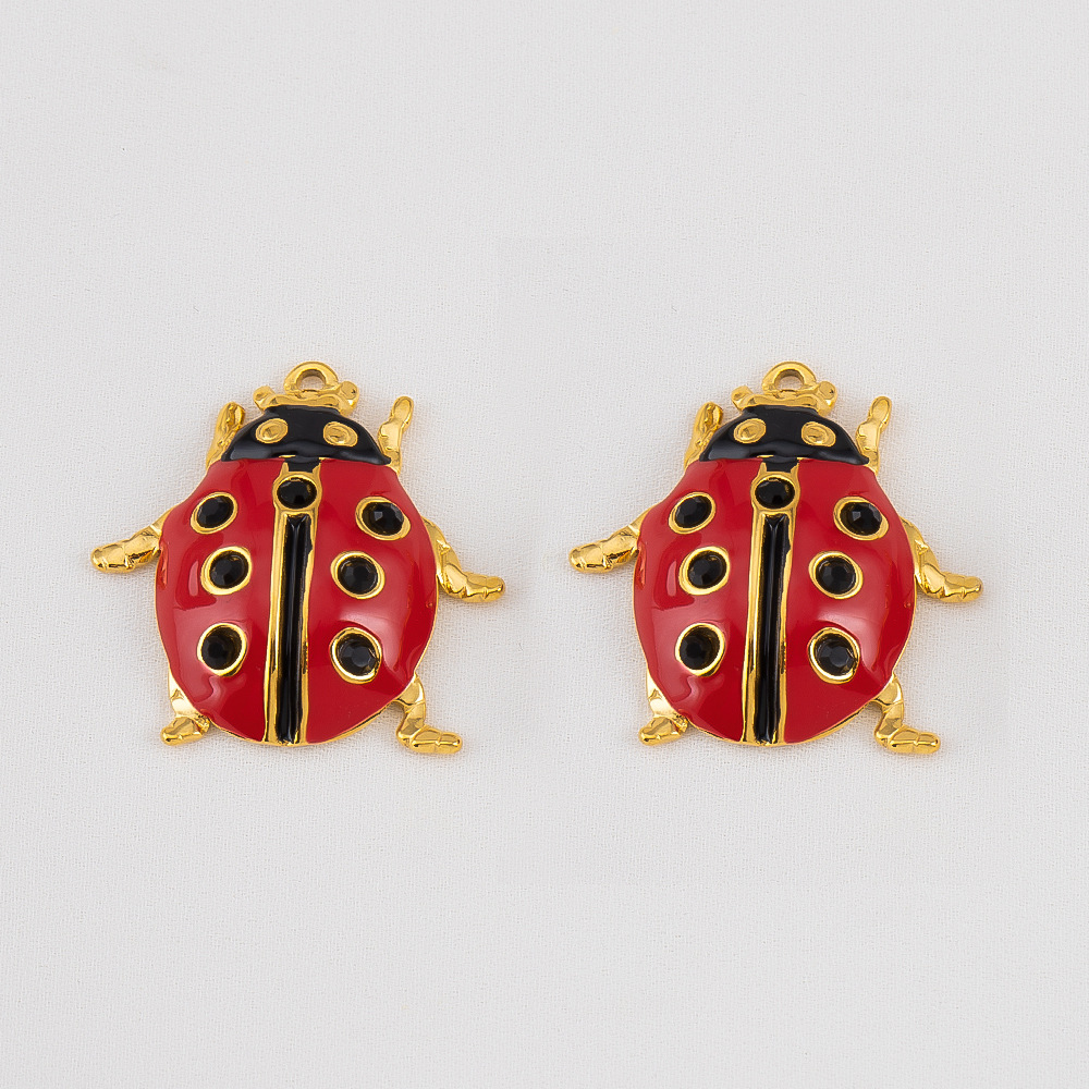 4:Ladybug-29x29mm