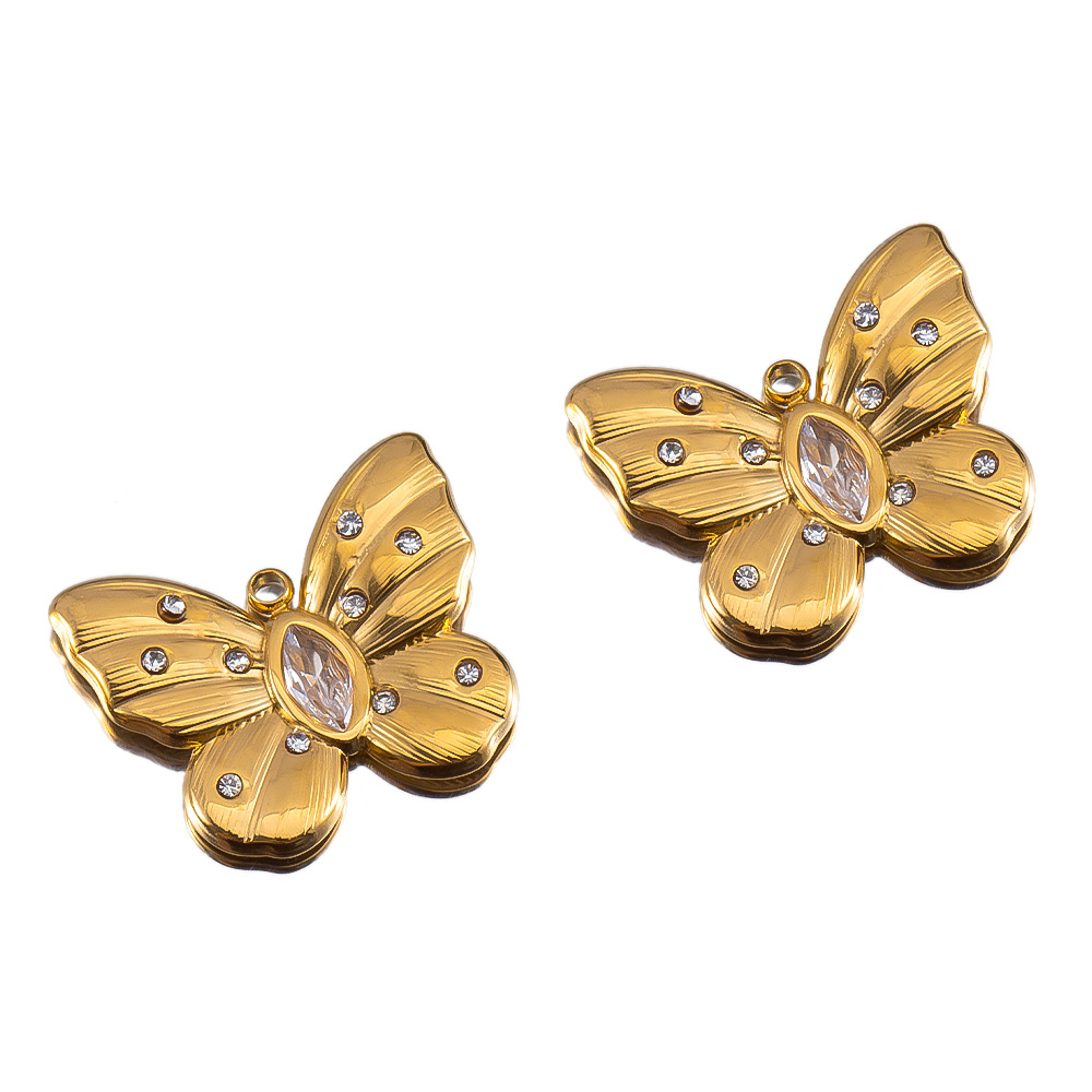 11:Butterfly-white diamond-21x17mm