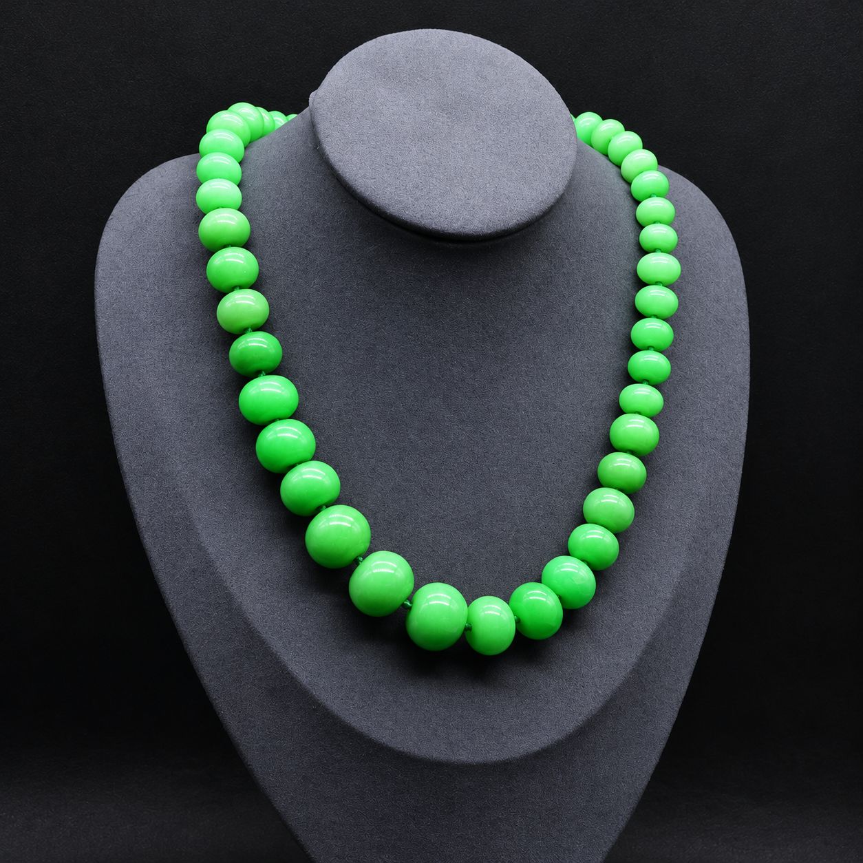 Jade Malaysia with color penetration