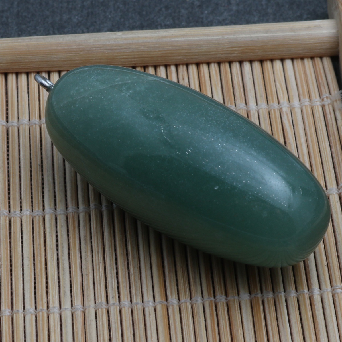 6:Dark green